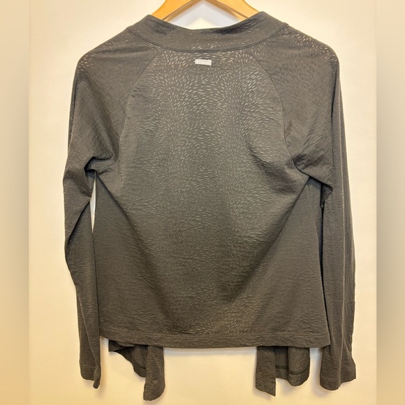 Columbia - Light Cardigan - Size Medium - Picture 2 of 2